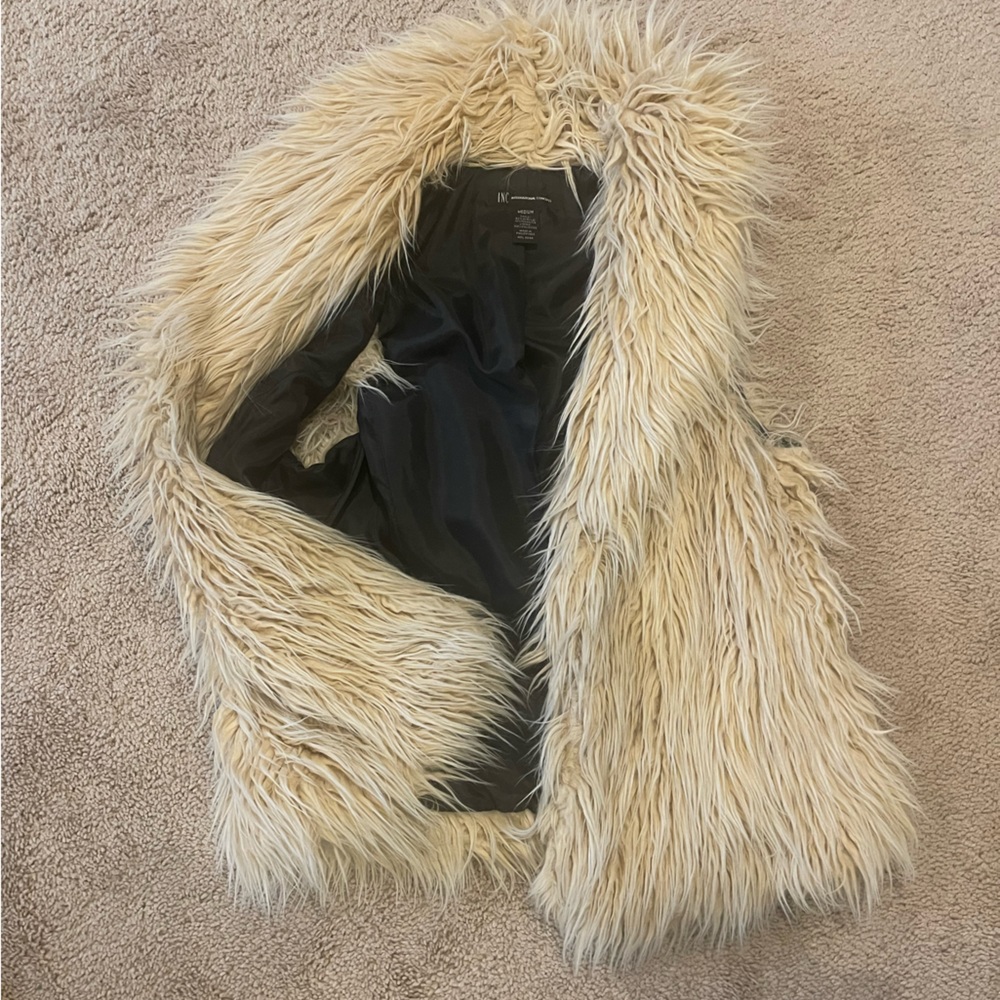 Shaggy Cream Colored Vest size Medium
